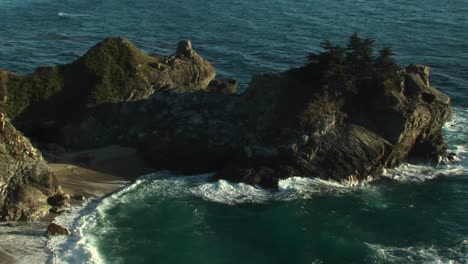 A-Beautiful-Waterfall-At-Julia-Pfeiffer-Burns-State-Park-Along-Highway-1-In-California-1