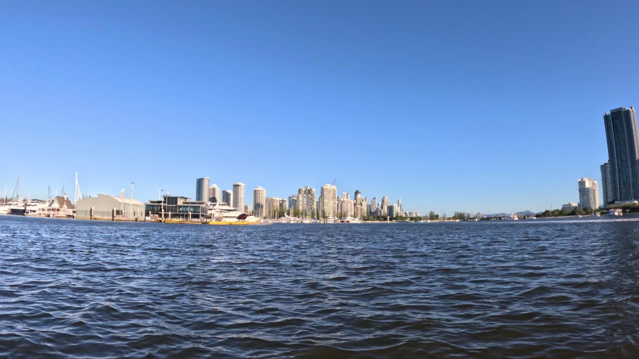 골드 코스트 의 도시 스카이라인 과 해안 전망