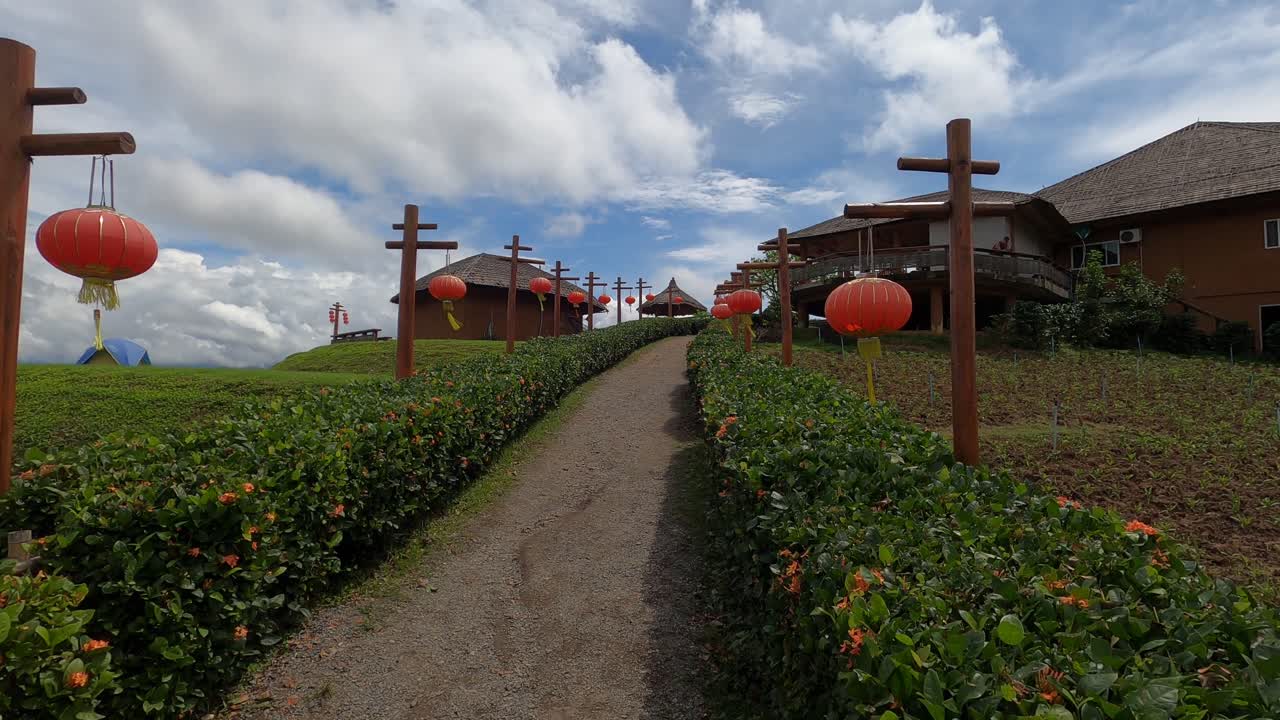 태국의 윤라이 뷰포인트 파이 (yun lai viewpoint pai) 에서 산책