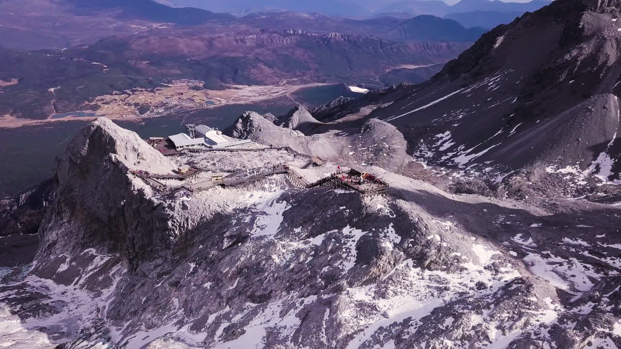 중국 리장 옥룡설산의 4k 역