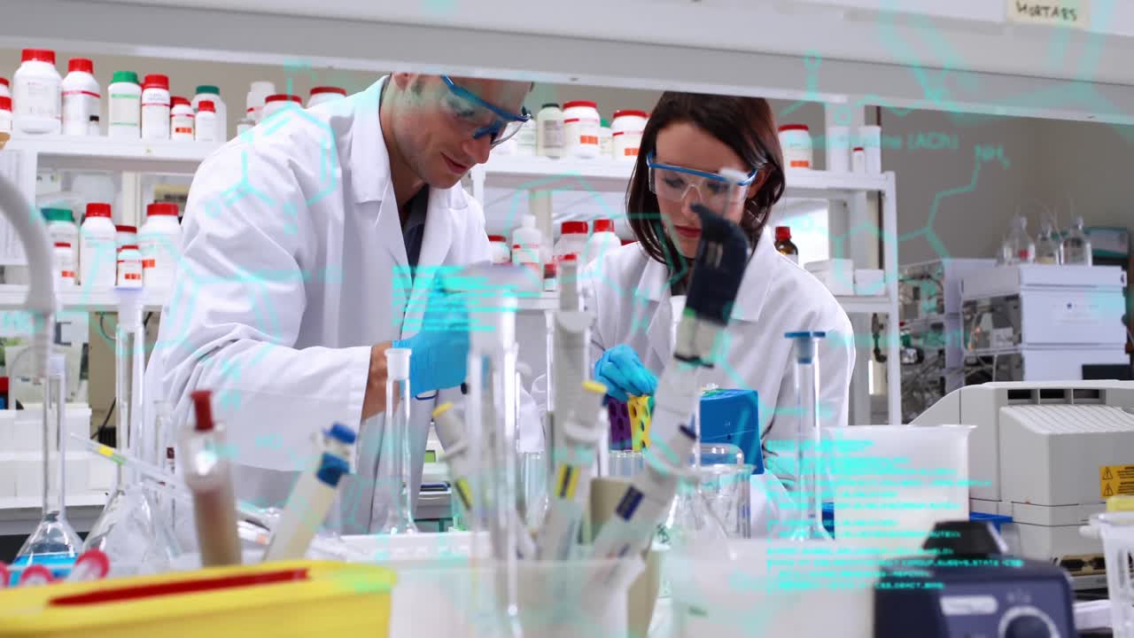 animación del lenguaje informático, estructuras moleculares, diversos científicos experimentando en el laboratorio