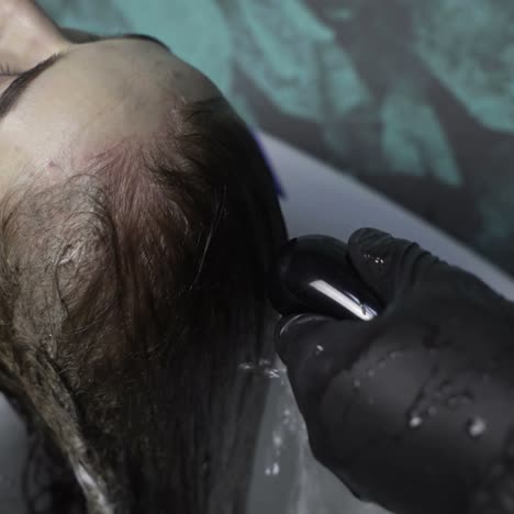 hairdresser dying female hair