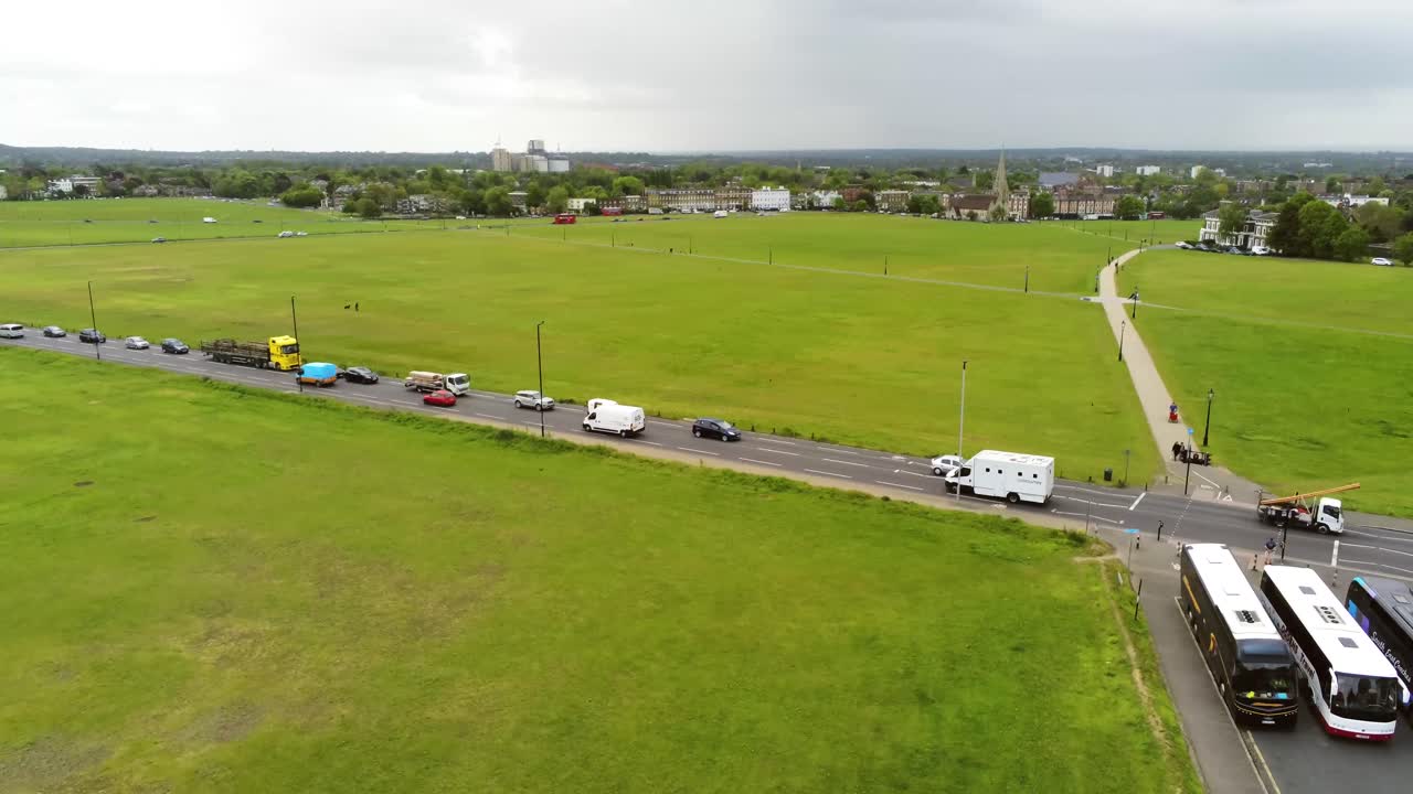 아름다운 도로의 공중 촬영