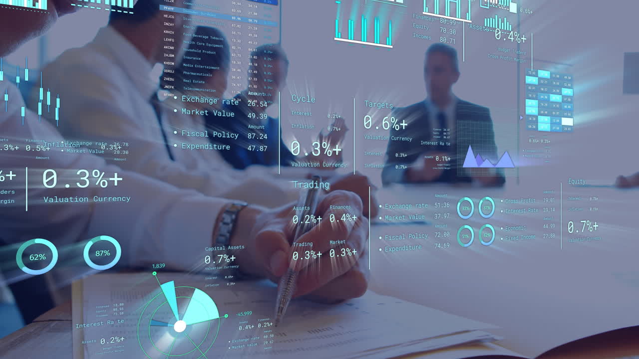 animación del procesamiento de datos sobre diversas personas de negocios en la oficina