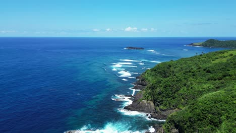 Escapada-De-Verano-Con-Una-Playa-Paradisíaca-Prístina-Cerca-De-Baras,-Provincia-De-Catanduanes,-Filipinas