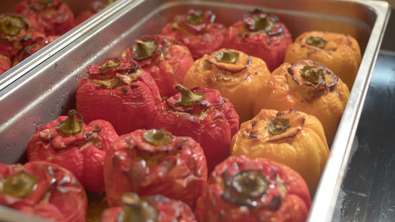 pimientos rojos y amarillos tostados