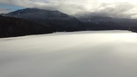 Reiner-Weißer-Schnee-Auf-Whistler,-Vancouver,-Britisch-Kolumbien,-Kanada