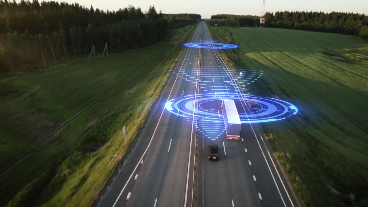 Condução Autônoma de Caminhões em Rodovia com Visualização de Sensores Digitais