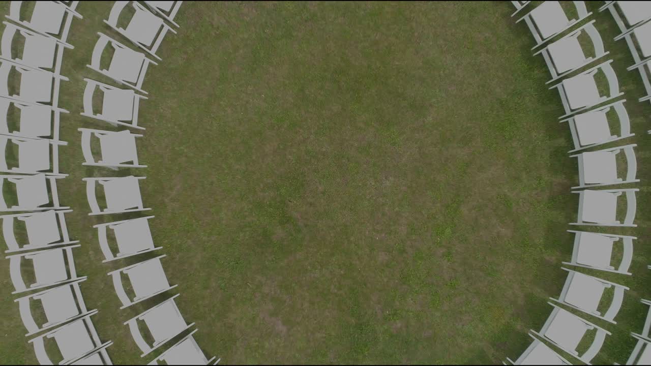 asientos de boda en la propiedad de un hotel en las montañas catskill