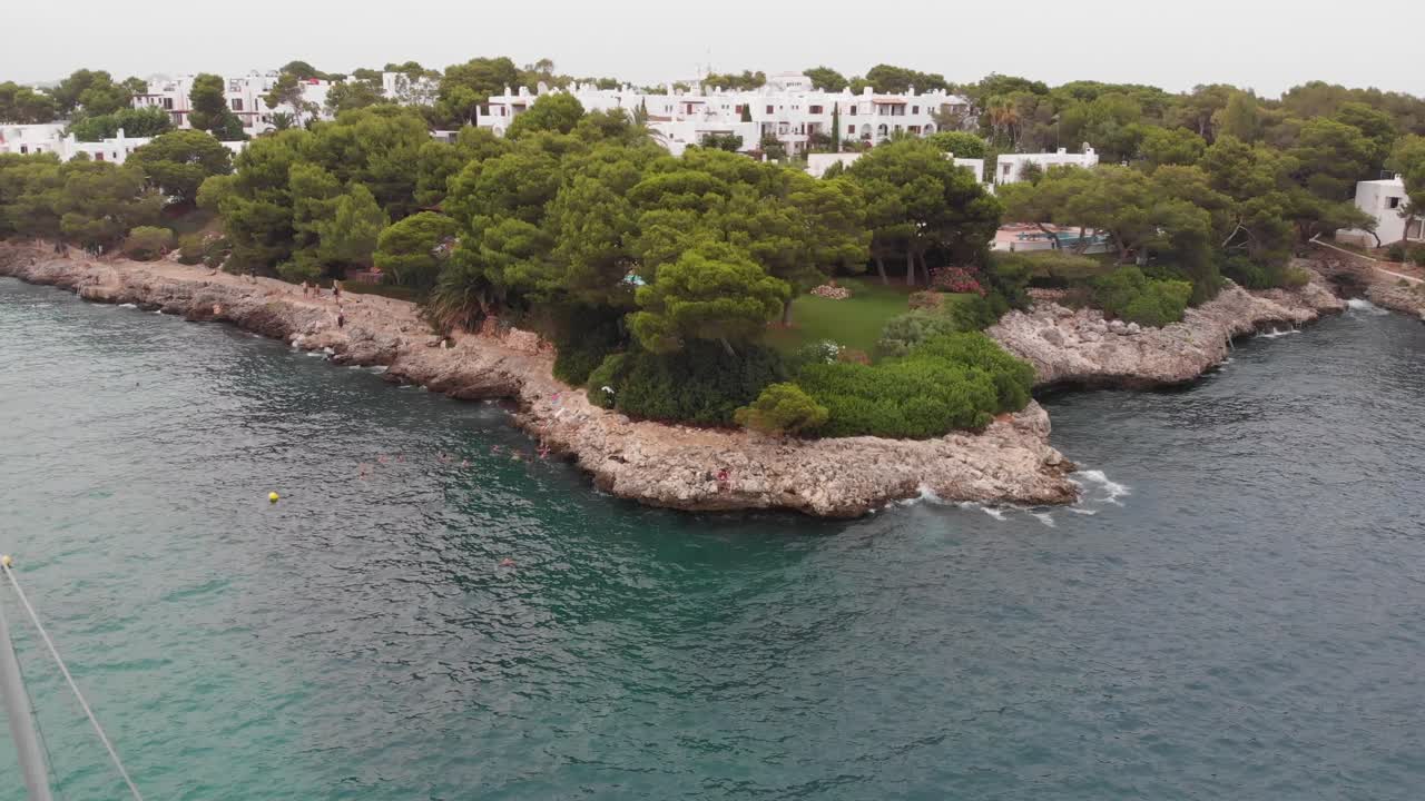 Spagna Maiorca, spiaggia di Cala Gran, ripresa con drone a 4k 24fps e con Yi 4k+ a 4k 60fps