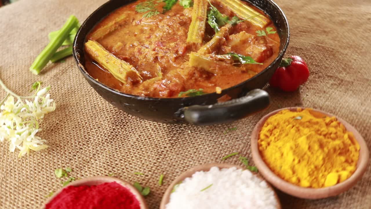 baquetas giratorias sin piel - moringa oleifera curry