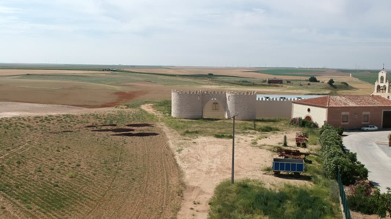 Bodega Gótica è un'azienda familiare che produce uva da diverse generazioni nel comune di Rueda