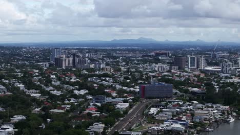 Brissy-Brisbane-City-River-Glass-House-Mountains-Australia-aerial-drone-blue-sky-cloudy-morning-summer-autumn-winter-Aussie-skyscrapers-buildings-cars-Kangaroo-Park-Cliffs-Park-Bridge-upward-motion