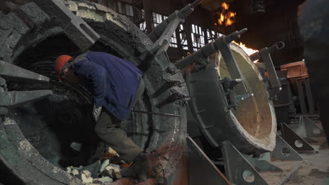 metal worker in a foundry