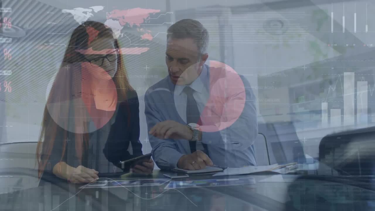 estadísticas de animación y procesamiento de datos financieros sobre empresarios caucásicos que usan tablets