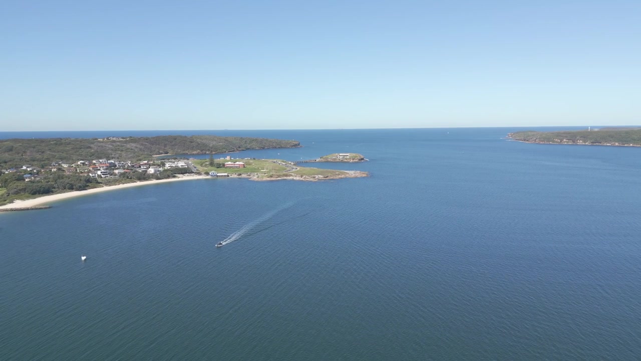 Volo aereo sopra Botany Bay in direzione di Bare Island La Perouse