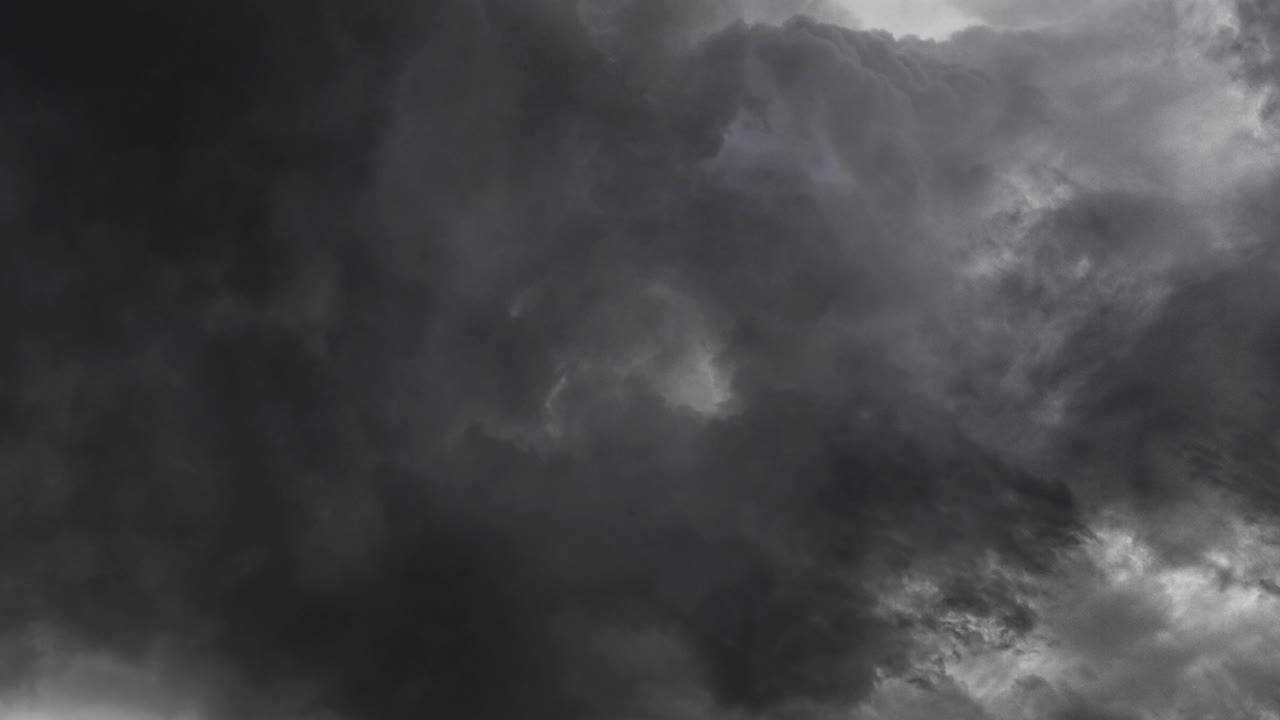 relámpagos por la noche y tormentas eléctricas