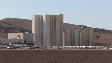 Betonsilos-In-Kalifornien,-USA