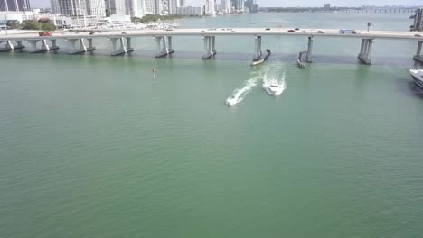 boats-traveling-through-harbor-in-Miami