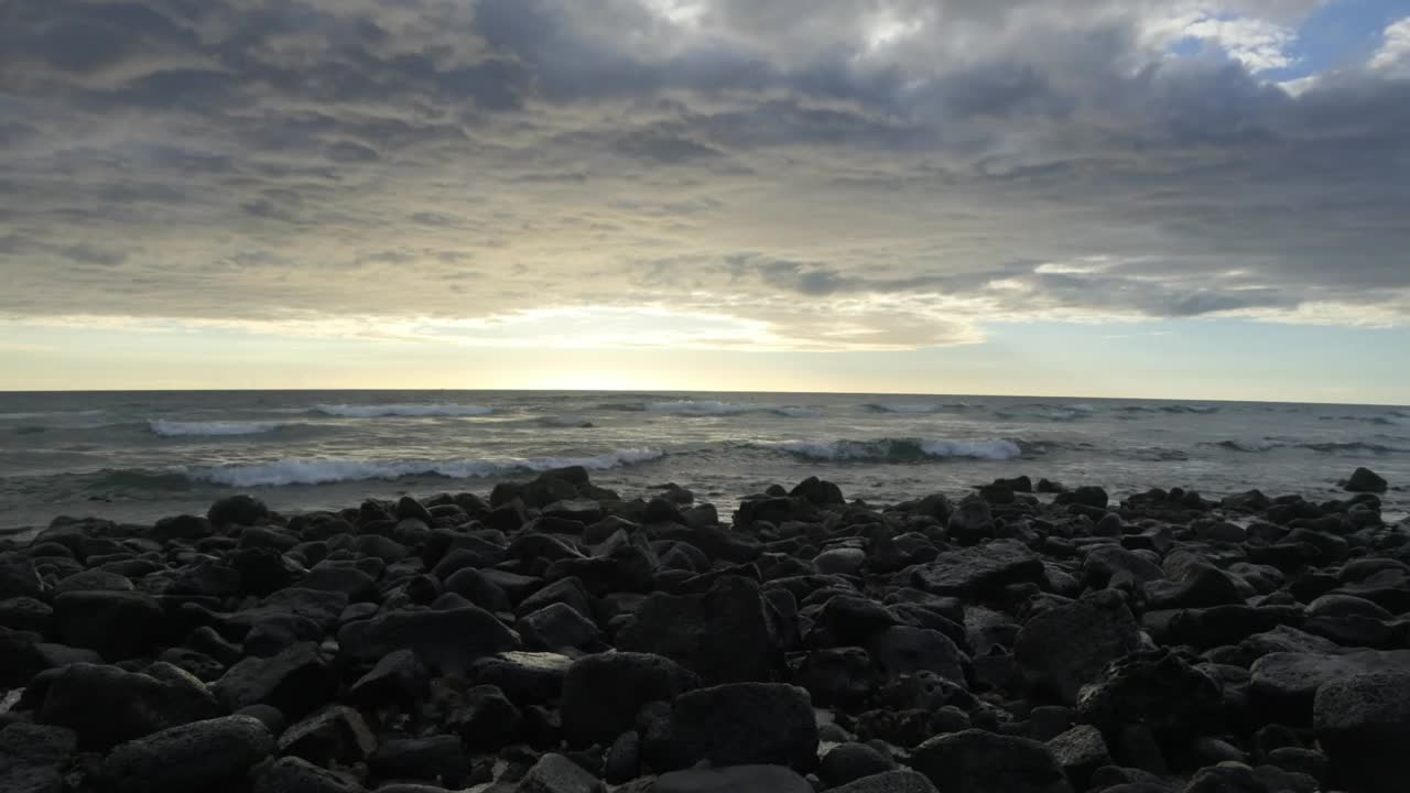 구름이 많은 저녁 하늘 카일루아코나, 하와이