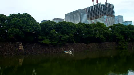 hiper lapso resolución 4k en ootemachi en tokyo toma amplia