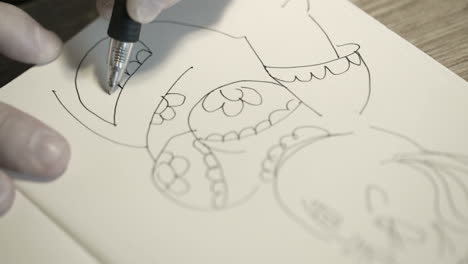 dibujo a mano con un bolígrafo