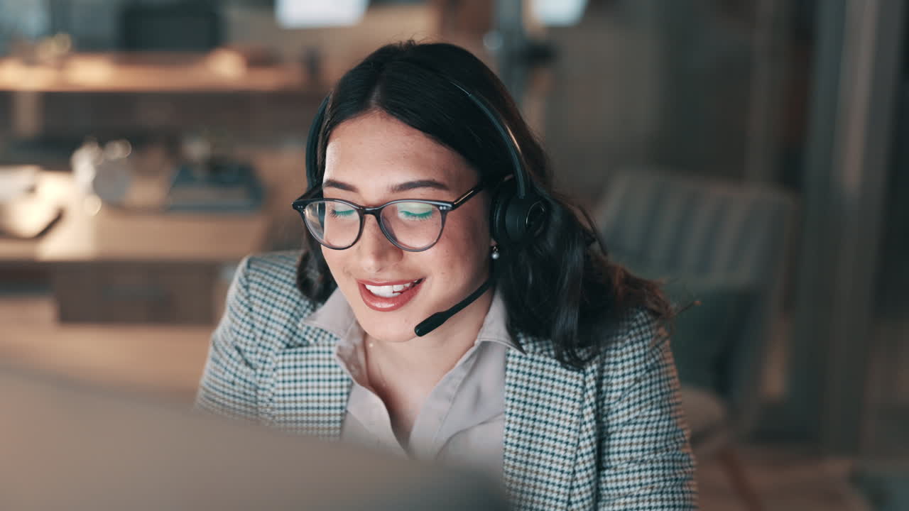 Call centrum, rozhovor a podnikání v noci