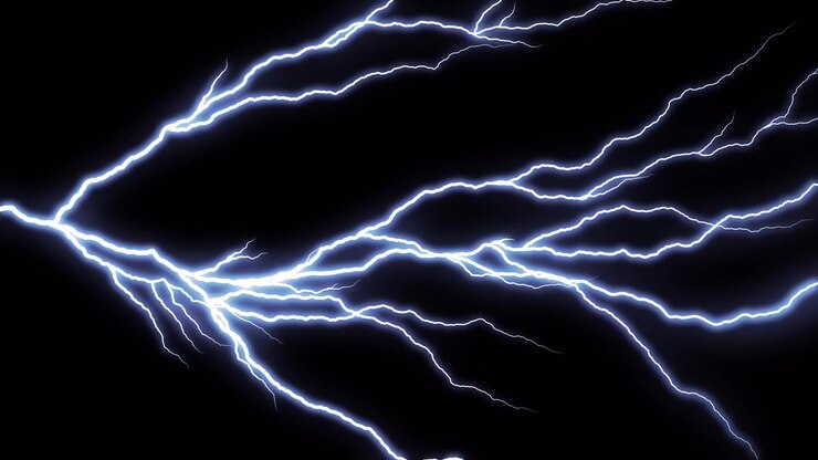 Fulmine blu dinamico che lampeggia su sfondo nero