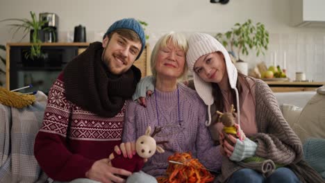 happy family knitters