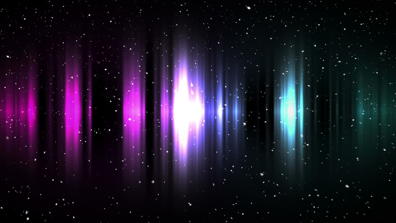 luces de color púrpura y azul con nieve