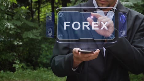 el hombre de negocios usa el holograma con el texto forex