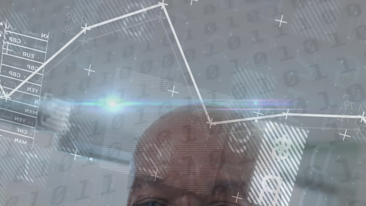 animación de gráficos, números cambiantes, códigos binarios, afroamericano hombre calvo limpiando la cabeza