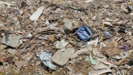 basura se amontona tras la devastación del huracán ike en galveston, texas 6