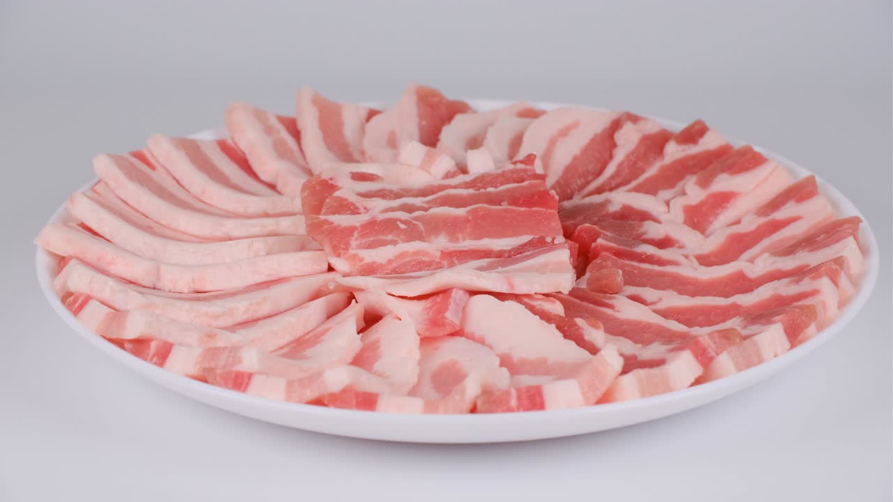 돼지고기 갈비 큰 접시 둥근, 비디오 클립