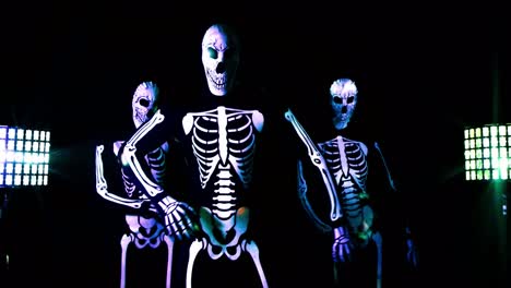 Skeleton-Dance-4K-14