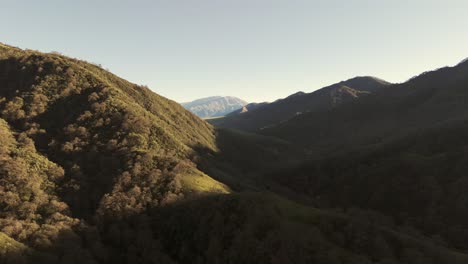 vista aérea panorámica de la cordillera, el tafí del valle y los andes