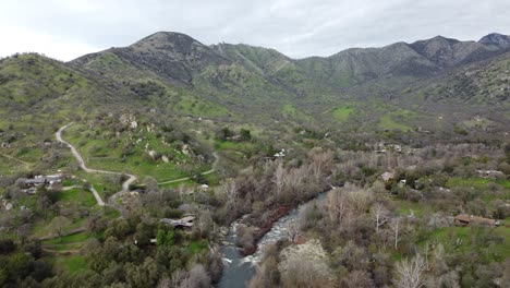 tres ríos de california en el parque nacional de las secuoyas