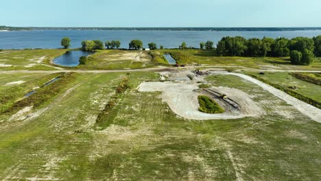 Rising-to-tile-over-the-former-construction-area