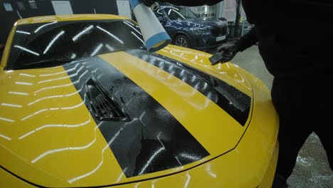 professional car detailing – washing, ceramic coating, and interior cleaning