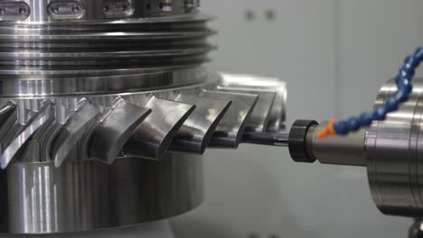 máquina de fresado cnc para el trabajo de metales.