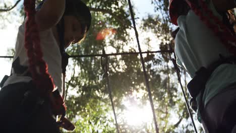 kids walking on the logs 4k