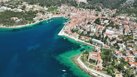 Fliegen-über-Der-Insel-Hvar-In-Kroatien