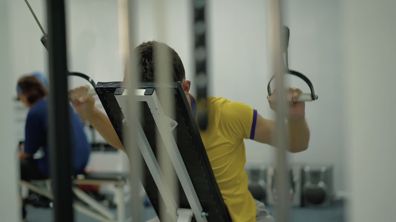 장애인들을 위한 스포츠 홀의 수업 5