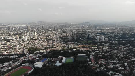 drone shot of guadalajara on a sunny day. (guadalajara, jalisco, méxico)