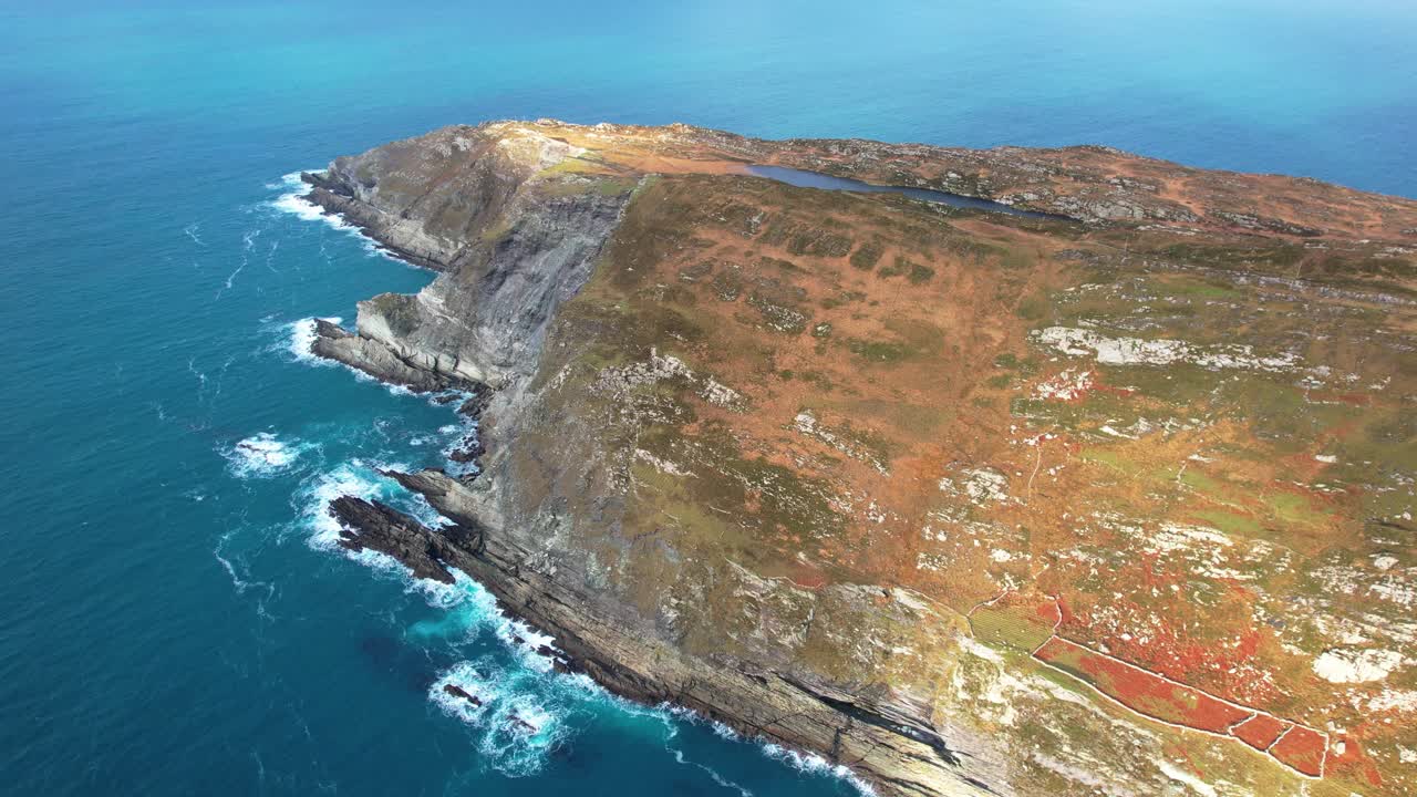 야생 자연 아일랜드, 서사시적인 장소, 극적인 겨울 빛, 양들이 서쪽으로 향하는 곳, 코크, 겨울 빛과 색, 풍경, 야생 아일랜드.