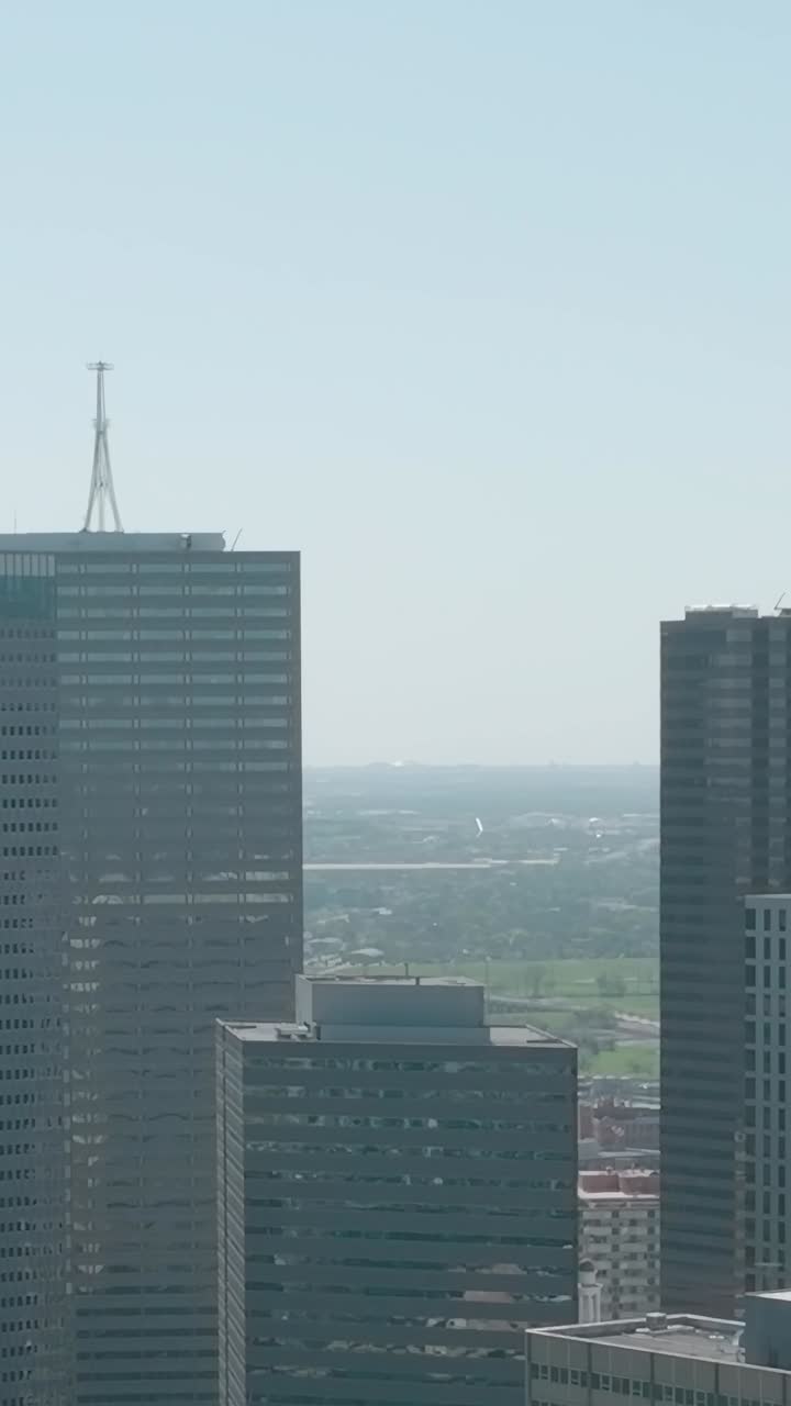 Vista do centro de Dallas, Texas, de cima, com edifícios da cidade