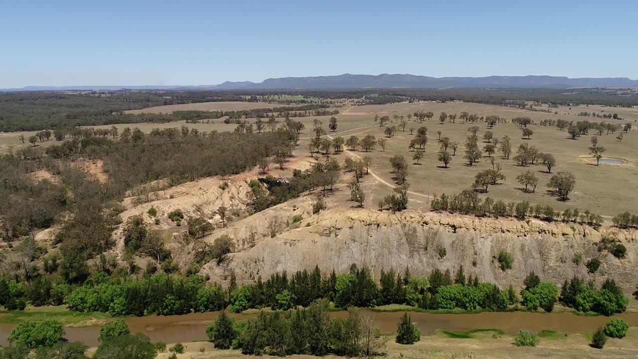 rivers bush arid creek
