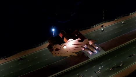 cerca de la cabeza del puente del dragón