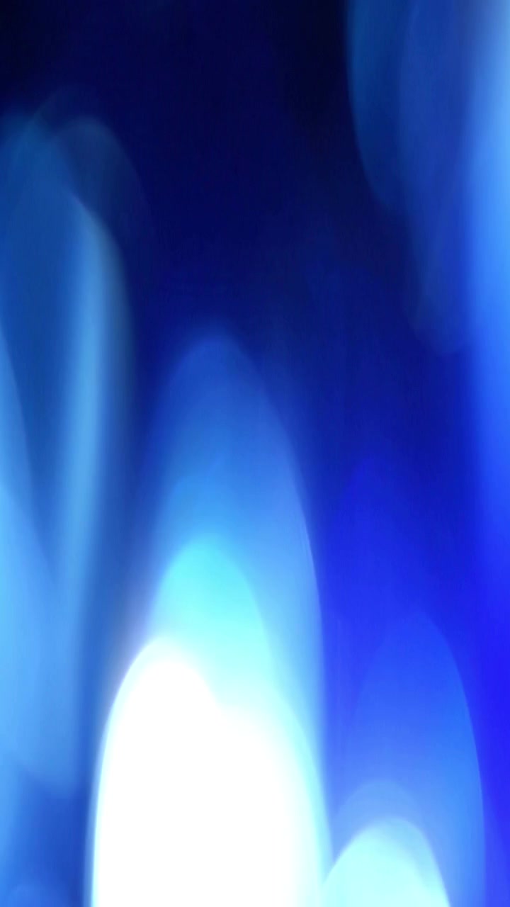 Transizioni astratte con fughe di luce blu ed effetto bokeh