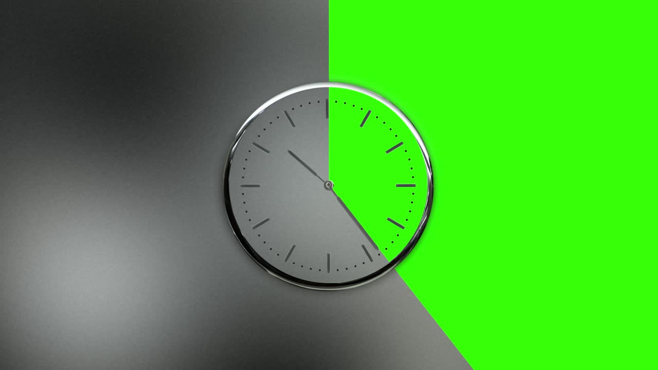Clock makes the complete load with the transition to green